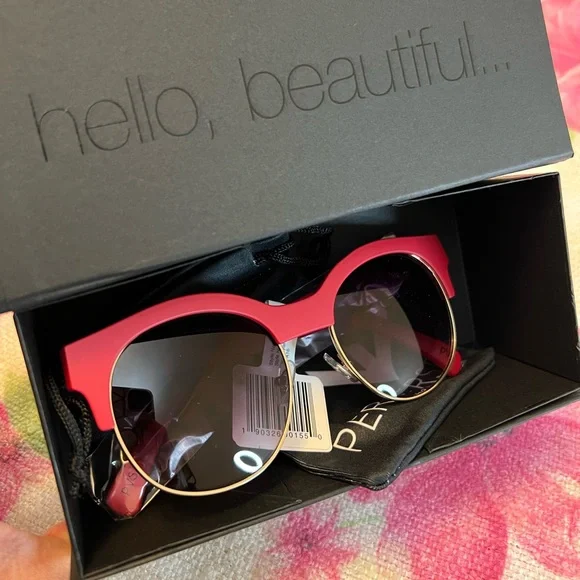 PERVERSE Nefertiti RHINESTONE Cat-Eye SUNGLASSES $_12.JPG?set_id=880000500F main image 2